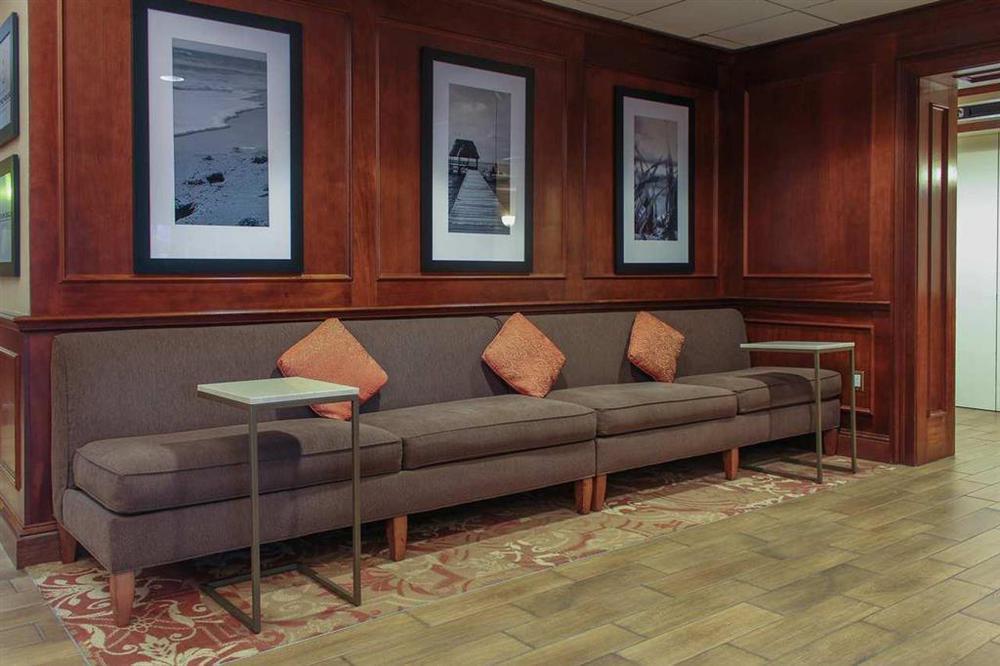 Hampton Inn Long Island-Brookhaven Farmingville Interior photo