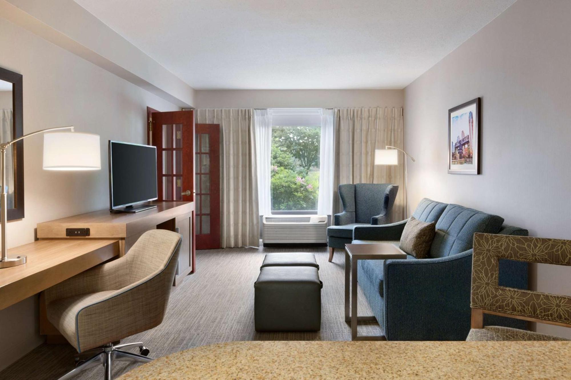 Hampton Inn Long Island-Brookhaven Farmingville Exterior photo
