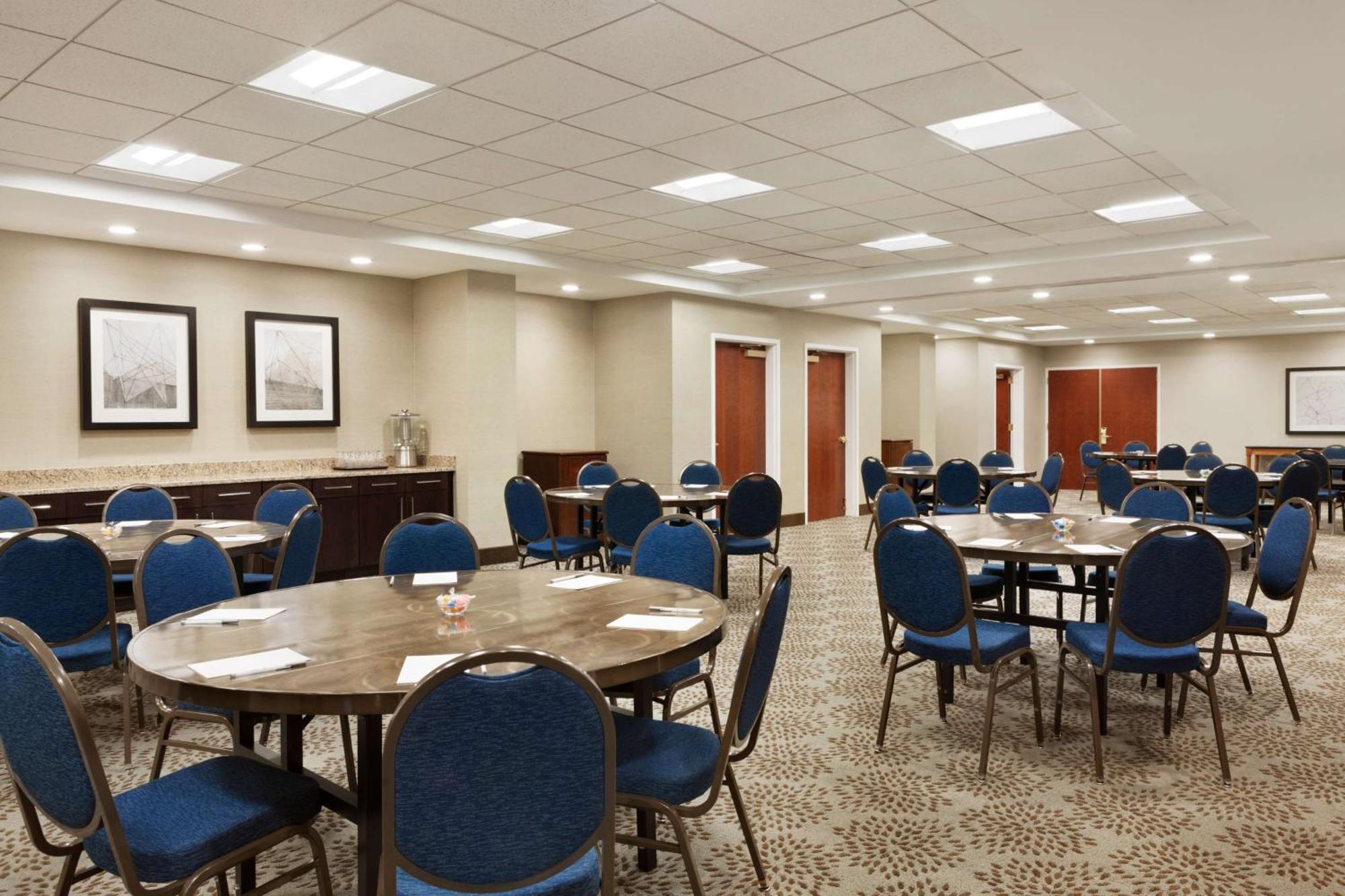 Hampton Inn Long Island-Brookhaven Farmingville Exterior photo