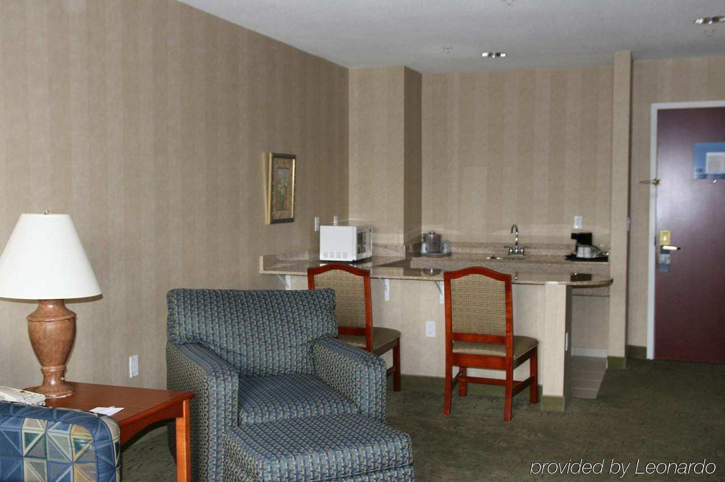 Hampton Inn Long Island-Brookhaven Farmingville Room photo