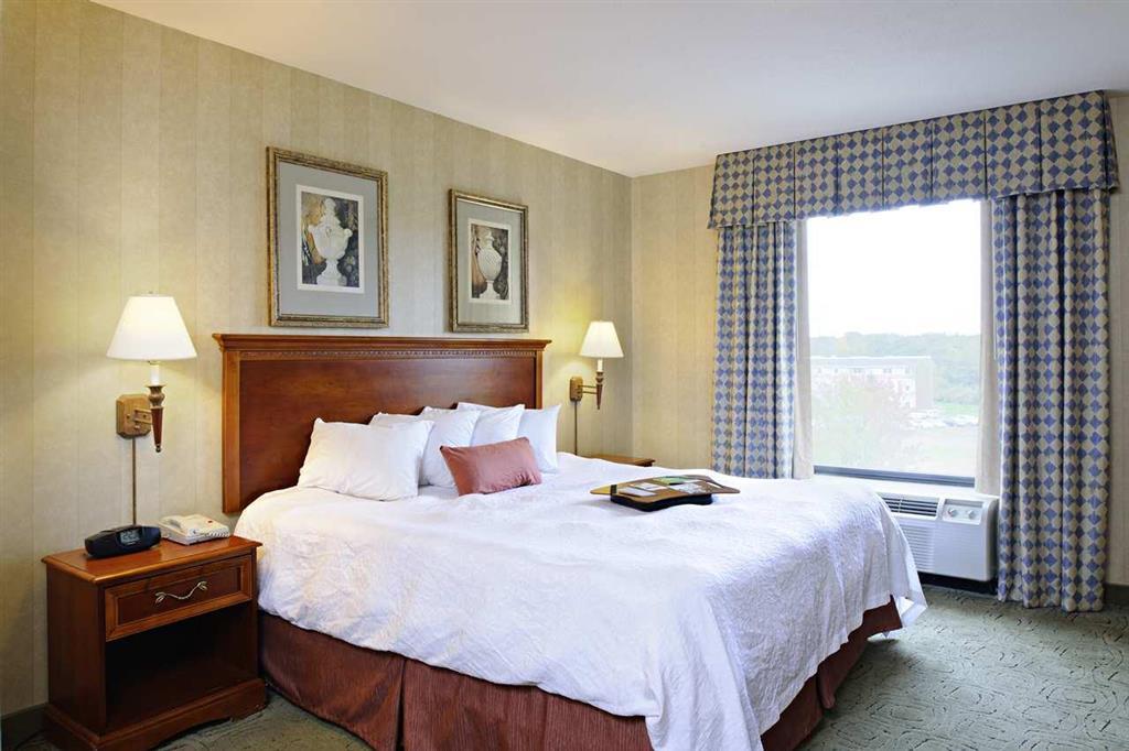 Hampton Inn Long Island-Brookhaven Farmingville Room photo